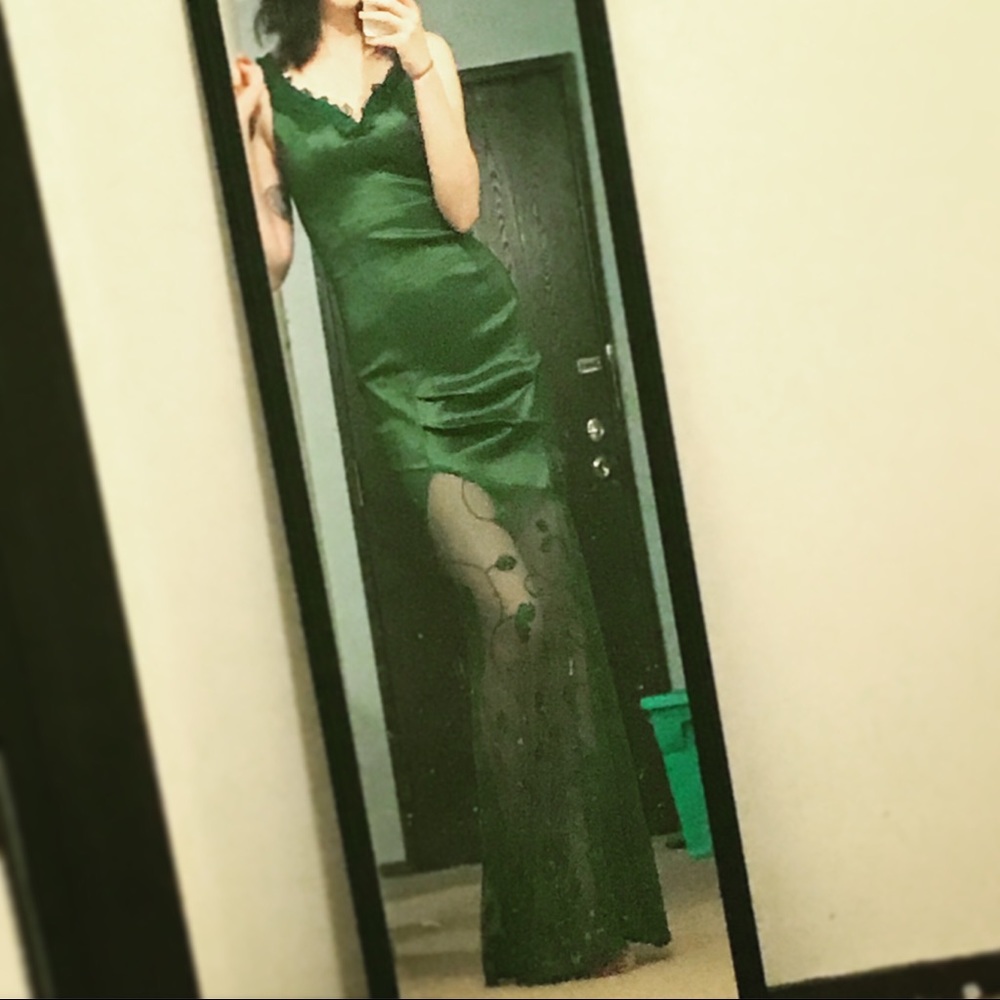 Poison Ivy Dress and Gloves